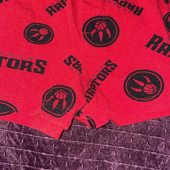 Toronto raptors red NBA basketball shorts size medium - Picture 4 of 7